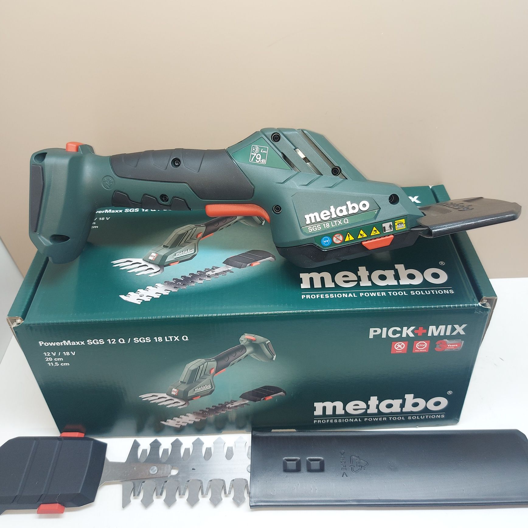 Metabo акумулаторна ножица за трева/храсти SGS 18 LTX Q Solo