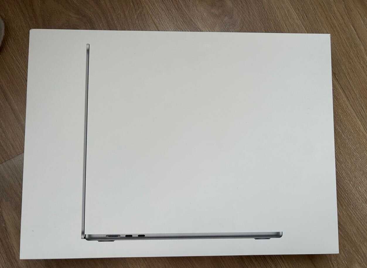 Apple MacBook Air 15 M2 2023 8GB 256GB