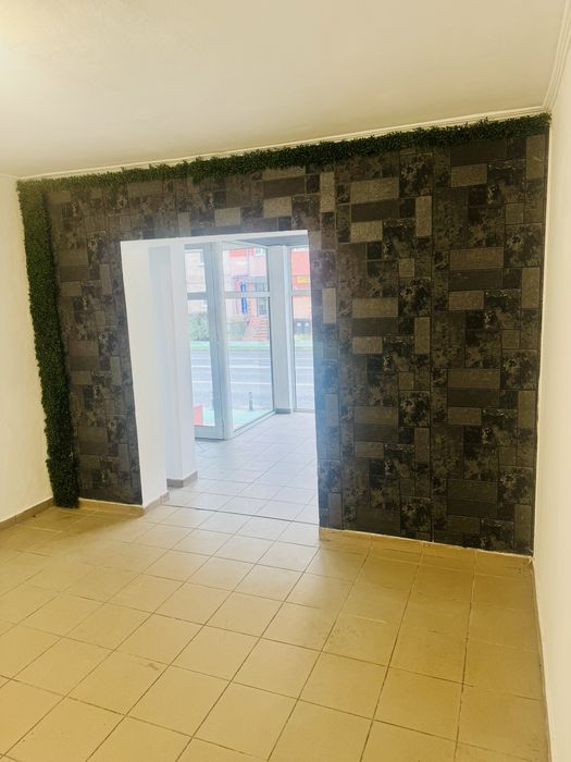Proprietar Spatiu Comercial/Birouri,Cetate-Piata,VAD pietonal Ecxelent