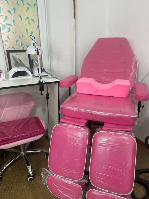 Маникюр педикюр стол