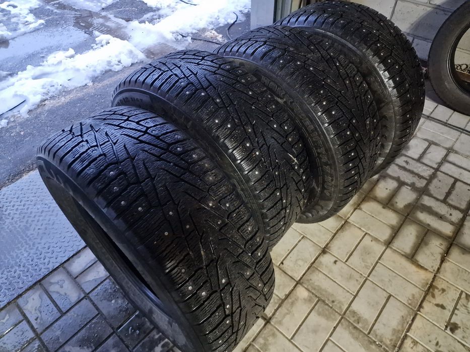 Шины 285/60 R18 . nokian hakkapelitta 120000 тг.