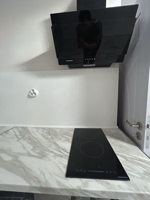 Продавам двустаен апартамент