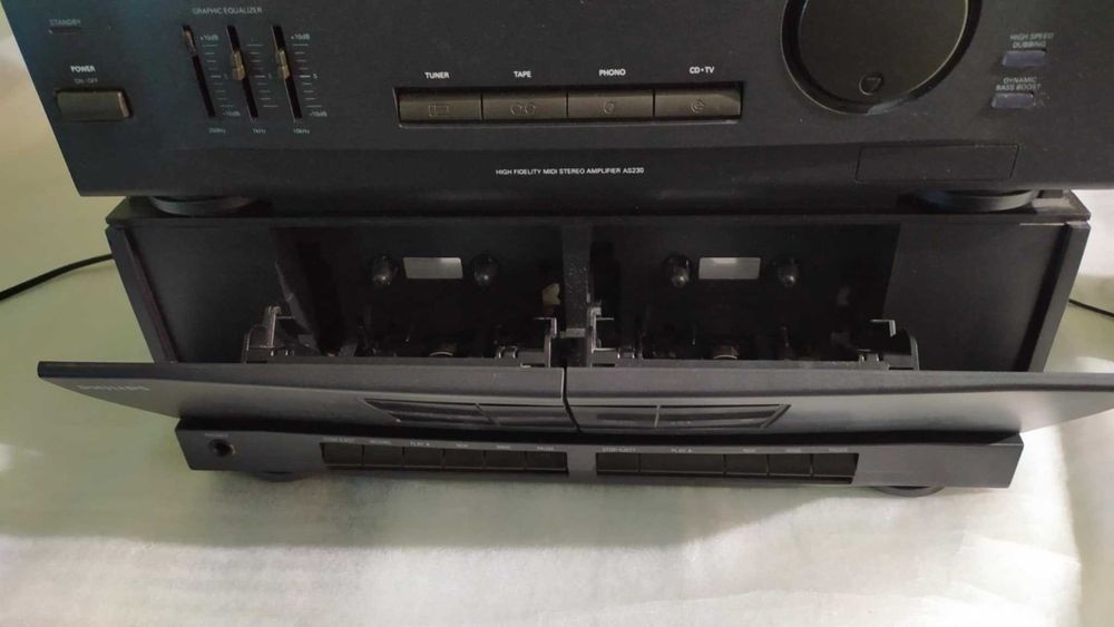 ЧУДЕСНА УРЕДБА PHILIPS 120W от Едно Време Отлично Работеща