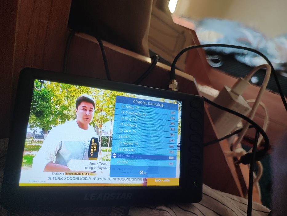 Avtomobil televizor