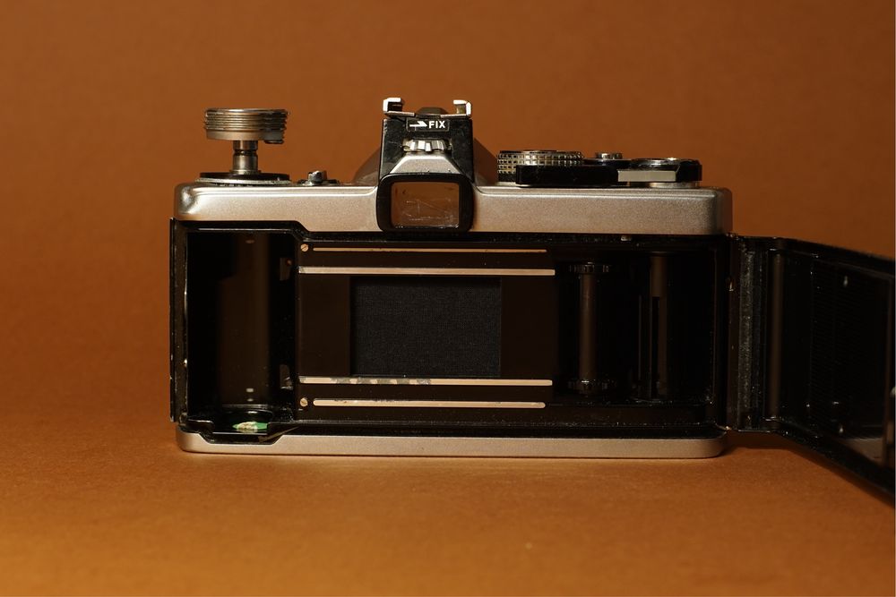 Olympus OM-1 SLR