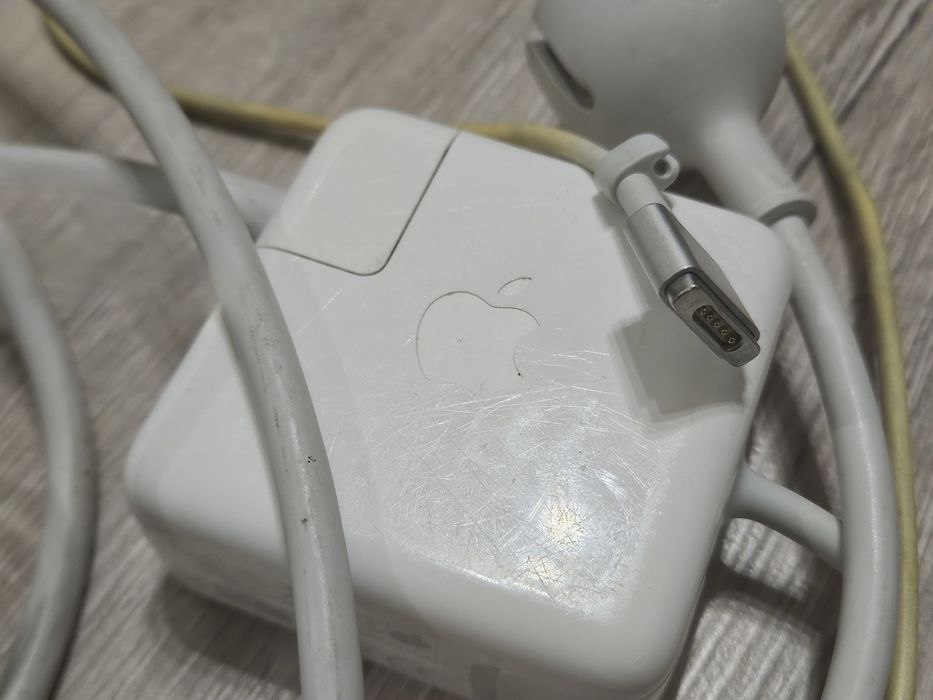 Оригинално зарядно Apple 45W MagSafe 2  за МасBook Air