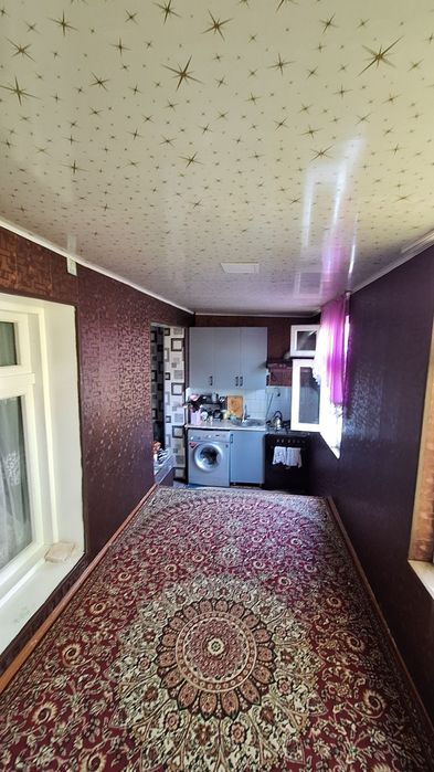 Уй сотилади 9-мкр Центр банк олди