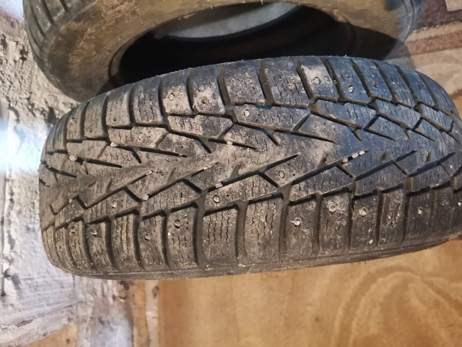 Продам резину размер 185/65/14