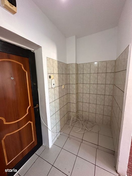 Garsoniera Zona Liceul Astra Etaj 3