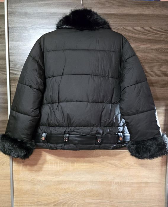 Атрактивно зимнo яке