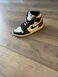 Jordan 1 Dark Mocha
