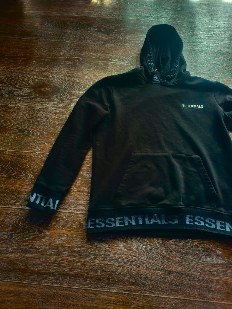 Кофта essentials