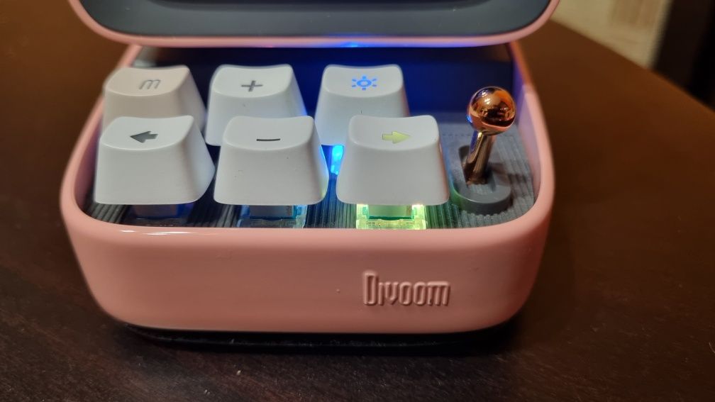 Divoom Ditoo Plus Розов