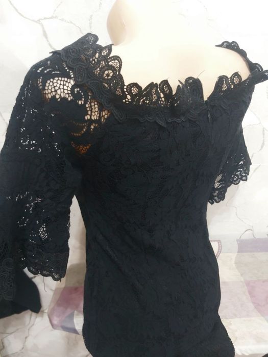 Платья разные женские