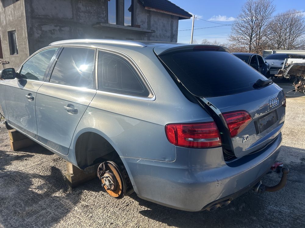 Dezmembrez/dezmembrari Audi a4 b8 euro 5 2.0