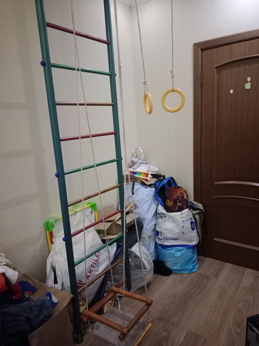 Продам шведский стена