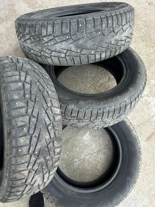 Зимний хороший шины