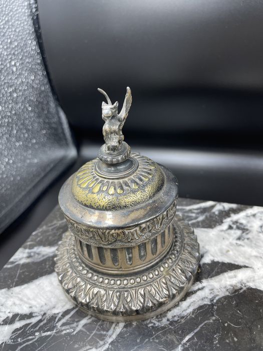 Suport deosebit pentru calimara bronz cu soclu de marmura