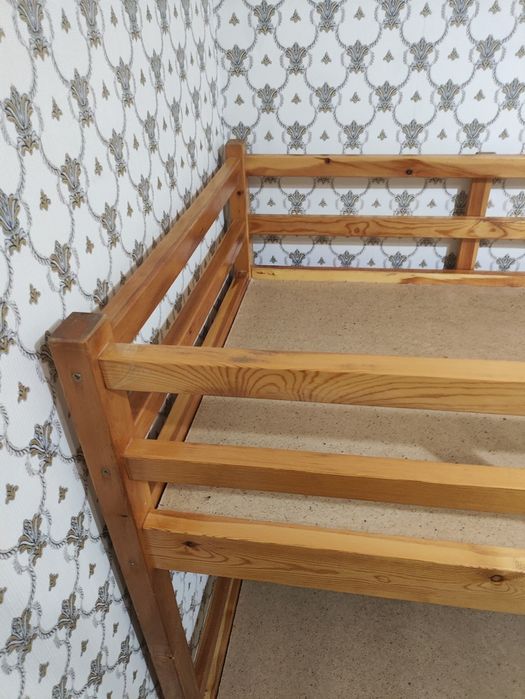 Продам кровать 2х этажную