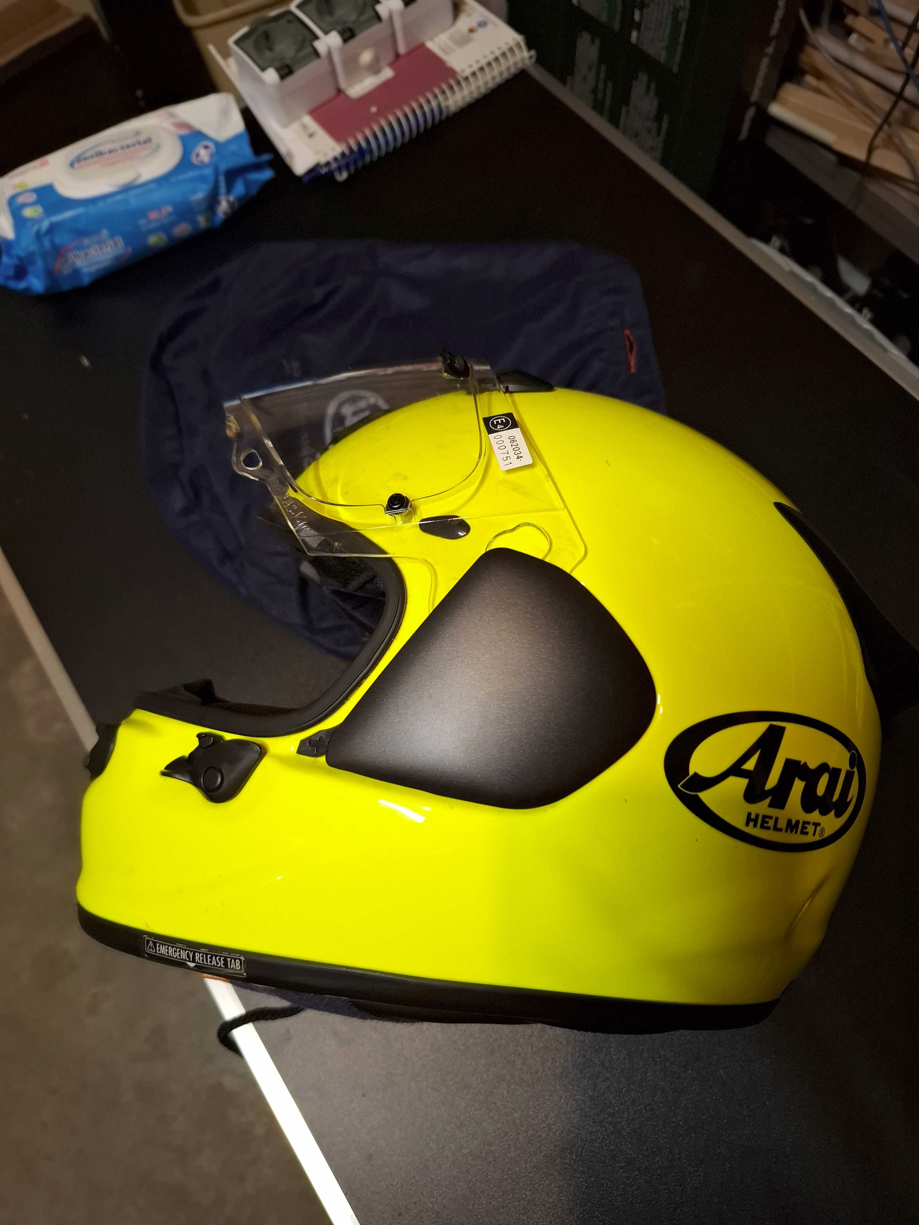 мотокаска Arai Quantic L