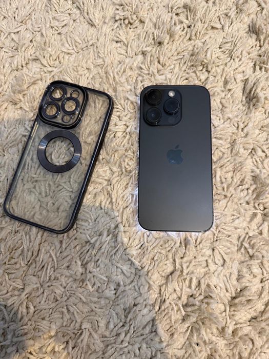 Iphone 14 pro  midnight color