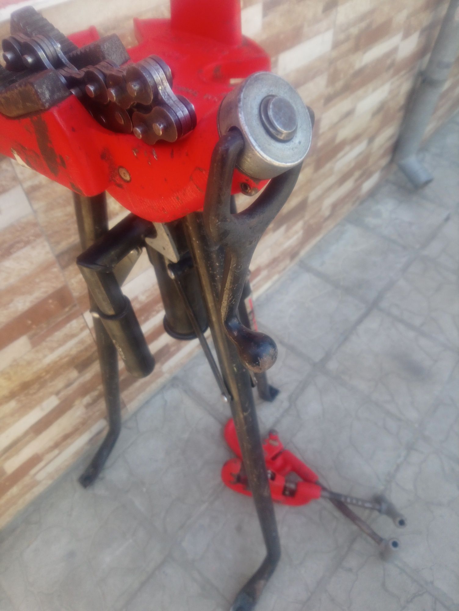 Ridgid 42A Висококачествена 4колесна тръборезачка 3/4"-2"