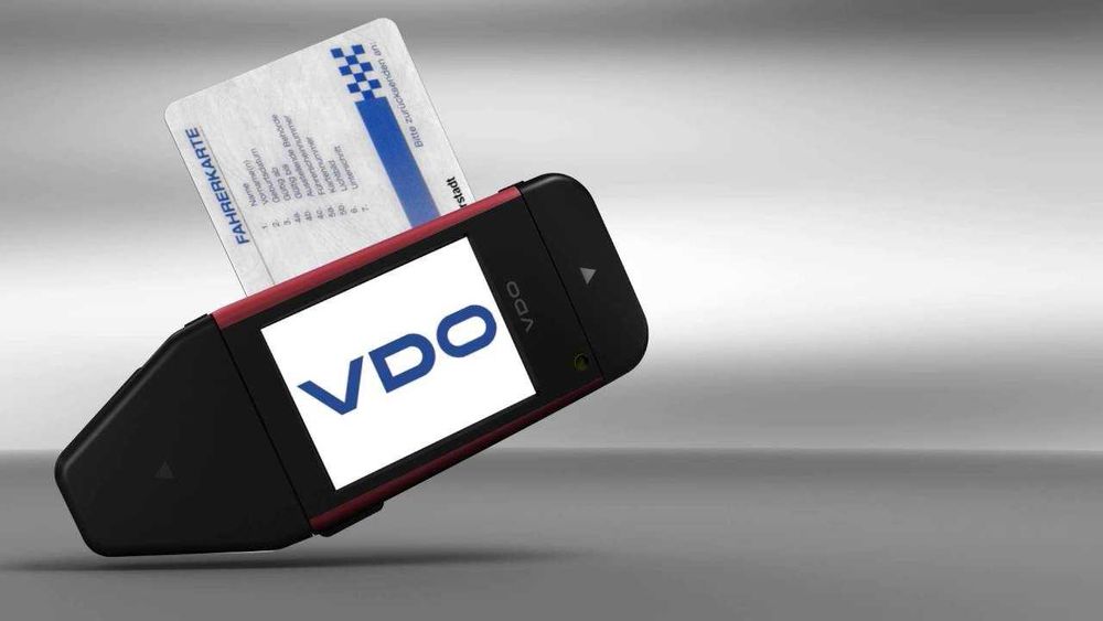 Cititor de tahograf și card șofer DLK Pro TIS-Compact S (EE)