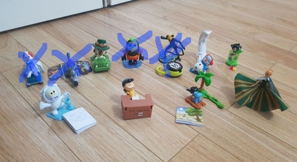 Figurine de colecție din ouă Kinder mari