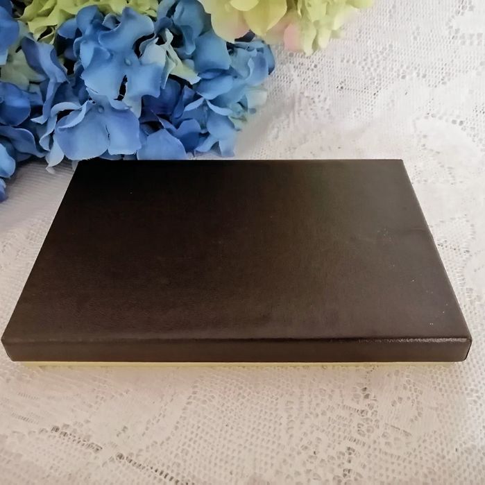 Позлатени прибори.