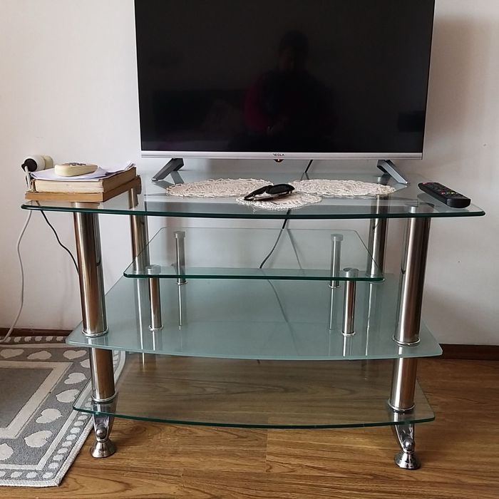 Шкаф за Тв и книги