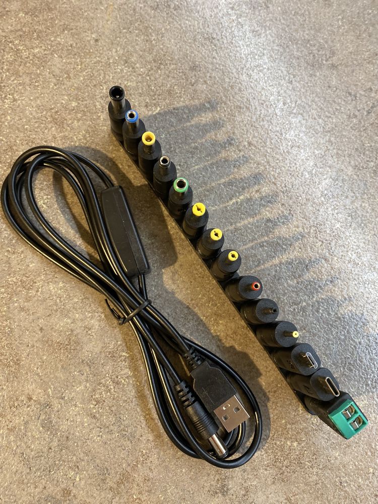 Cablu usb cu mufe interschimbabile 5,5 * 2,1 mm la diferite marimi