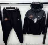 Nike Tech Syna world