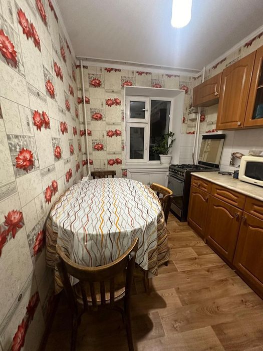 Продам 3-х комнатную квартиру в районе Омега