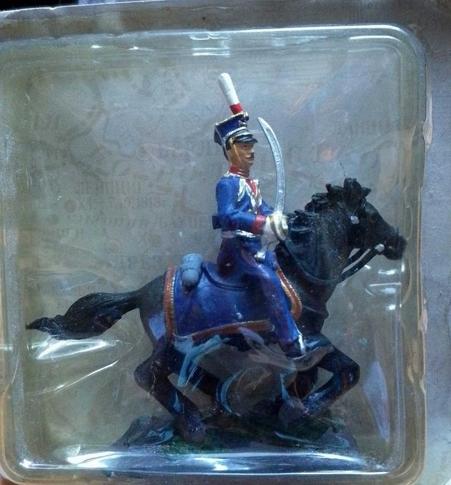 Figurina soldat calare din oastea lui Napoleon Bonaparte nou