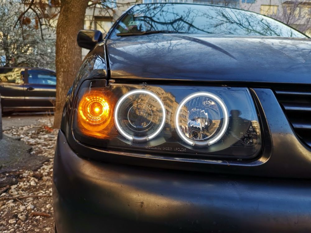 VW Polo Фарове Angel Eyes
