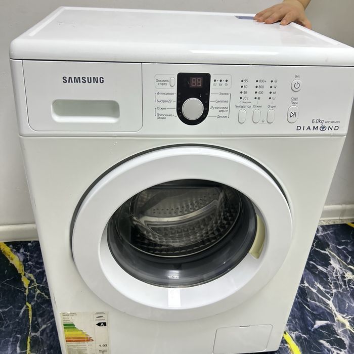 Продам стиральную машину Samsung 6 кг
