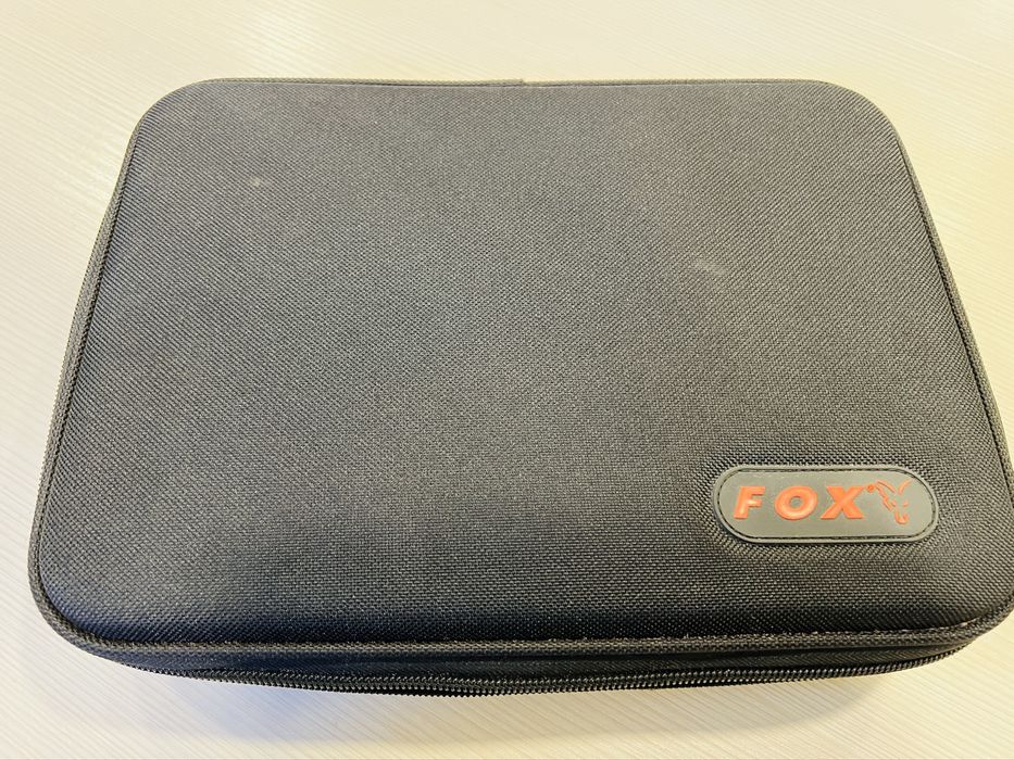 Swinger FOX Illuminated Mk2, Negru