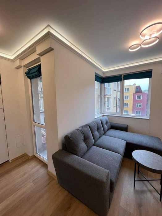 Дава се под наем Двустаен апартамент в Пловдив, Каменица 1 - 55 кв.м за 449 € - Снимка #2