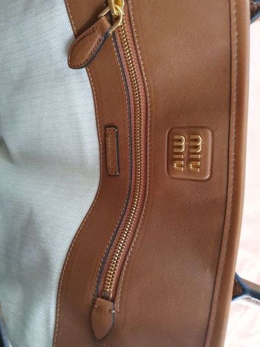 Оригинална дамска чанта Miu Miu