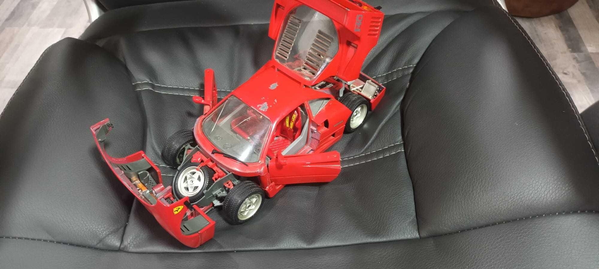 Macheta Ferrari Burago 1987 F40 1:18 metal