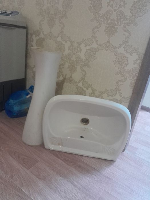 Продам б/у раквина