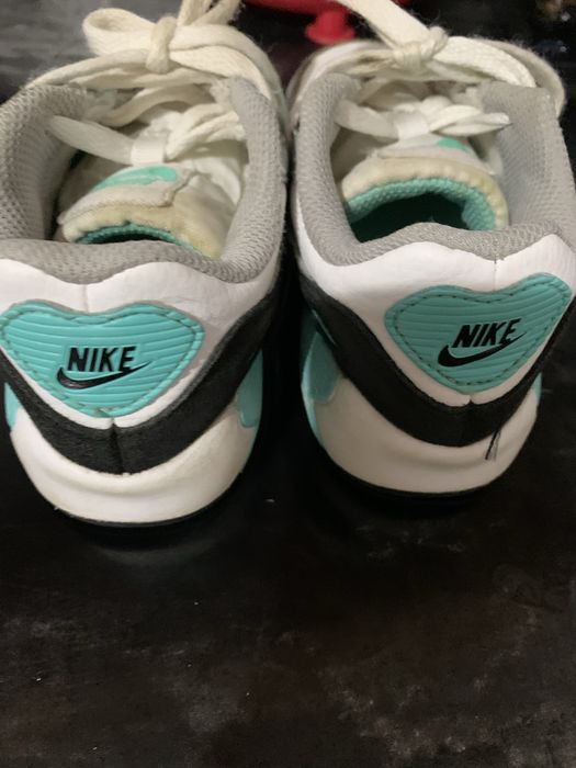 Adodasi fete air max marime 25