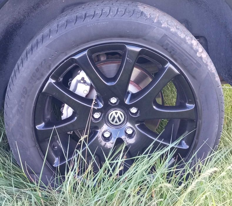 джанти 19" 5x130 оригинални за vw touareg с летни гуми  PIRELLI 275/50