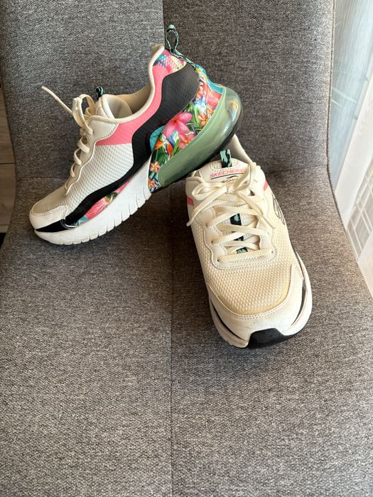 Дамски маратонки Sketchers