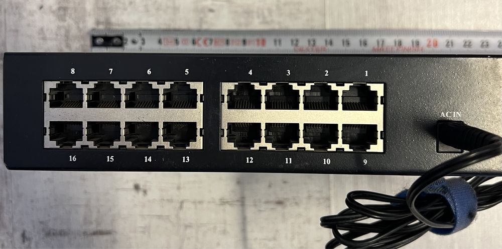 Swich uri ASUS GigaX 1016D/G 16-Port 10/100 Fast Ethernet