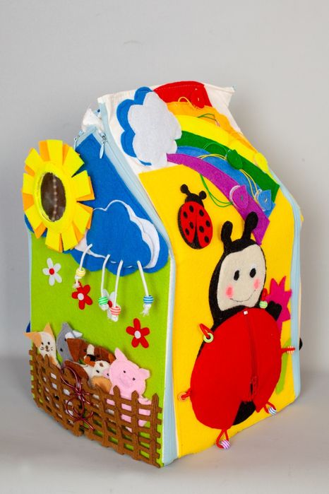 Мек Бизиборд за развитие на деца