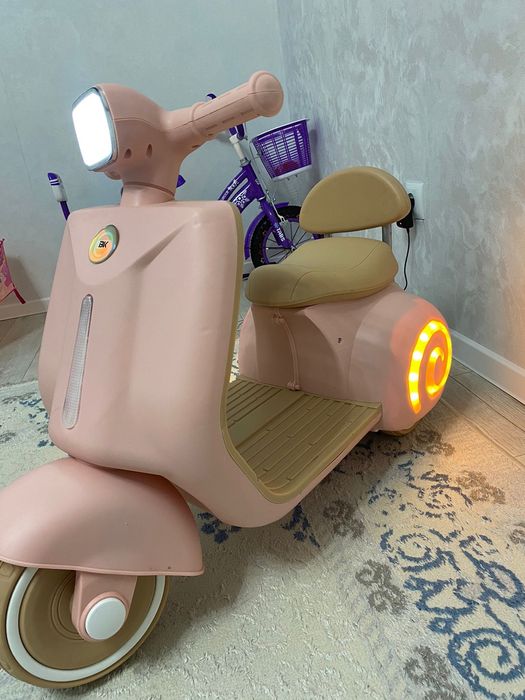 Продам электронную мопед