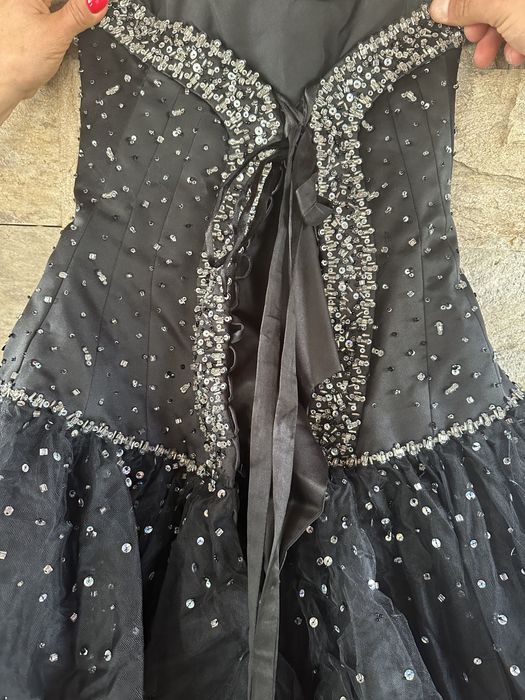 Официална рокля