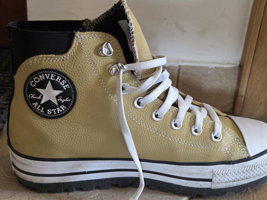 Tenisi Converse unisex impermeabili din piele Chuck Taylor