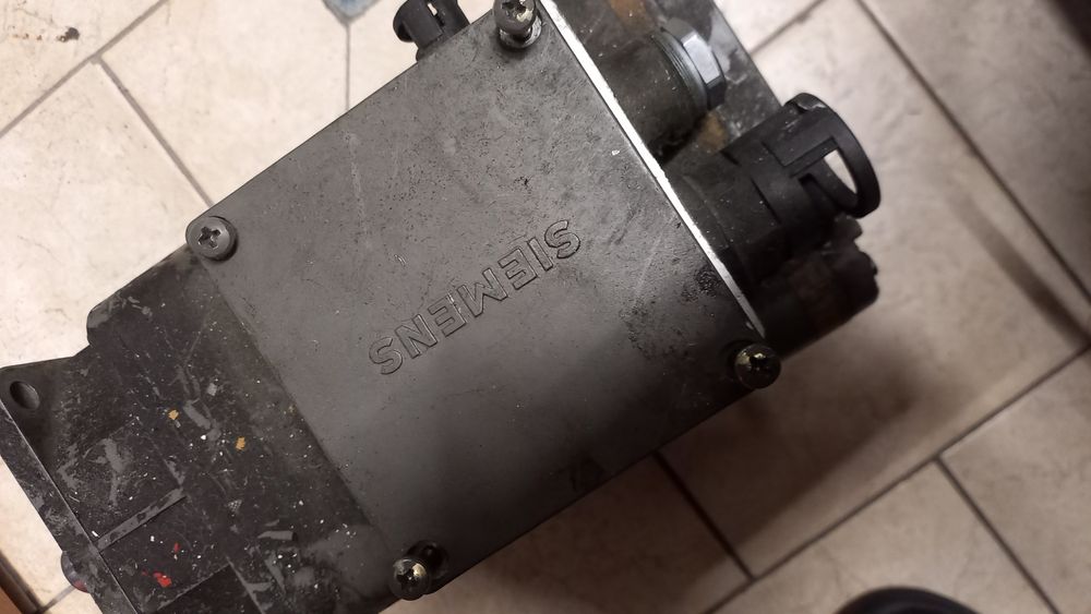 Servmotore  generator SIEMENS  C N C   3 bucat